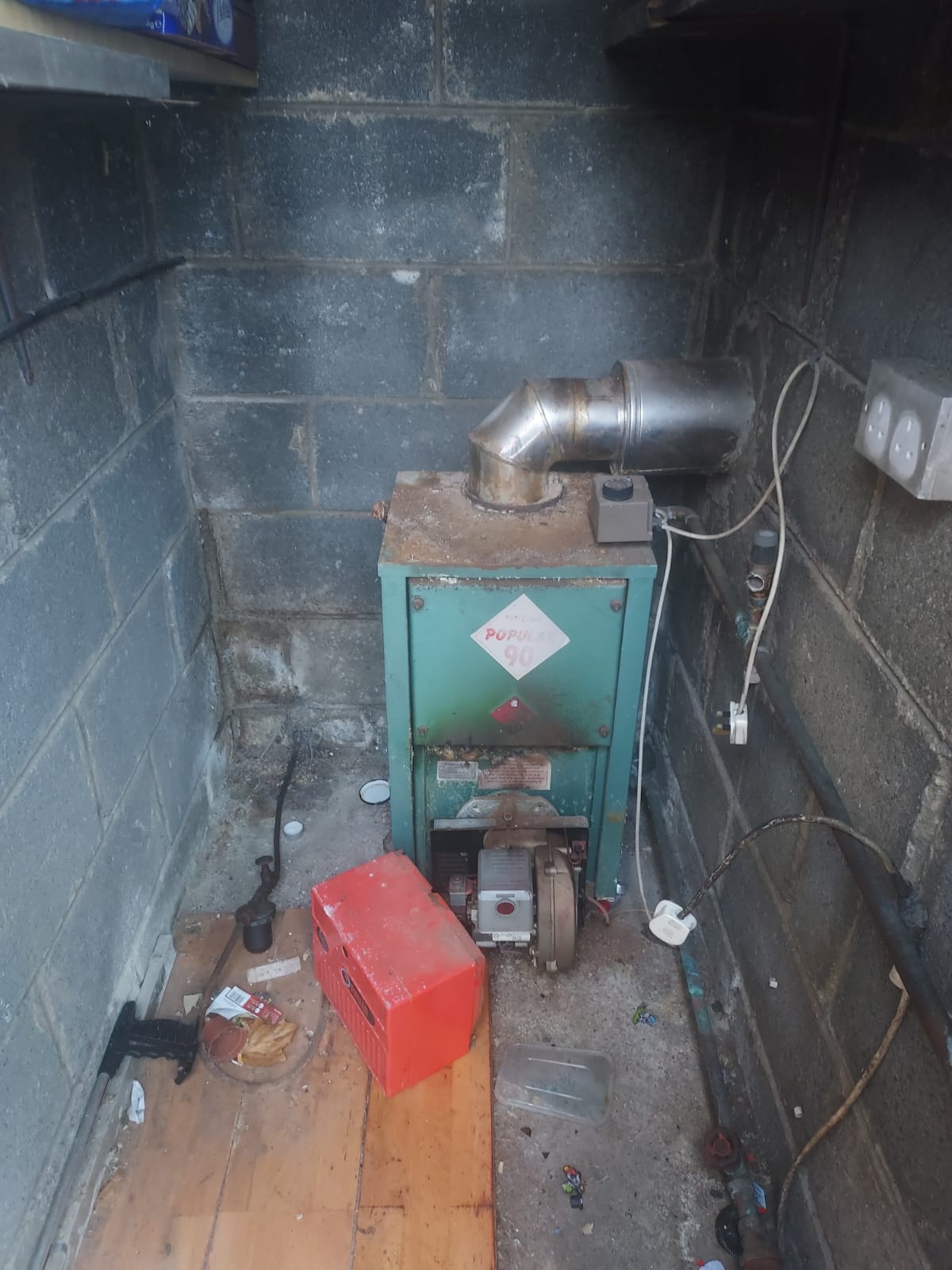 Replaceing an Old Outdoor Oil Boiler